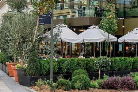 Spacious Ealing Broadway Apartment London Exteriör bild